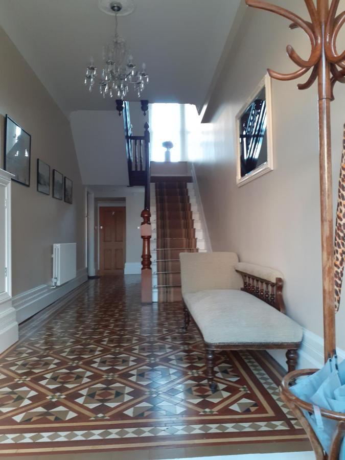 Modern 2Nd Floor 1 Bed Apartment In The Heart Of Llandudno Exterior foto